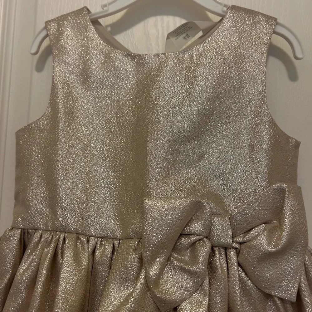 Elegant Gold Girl H&M Dress - Picture 3 of 4